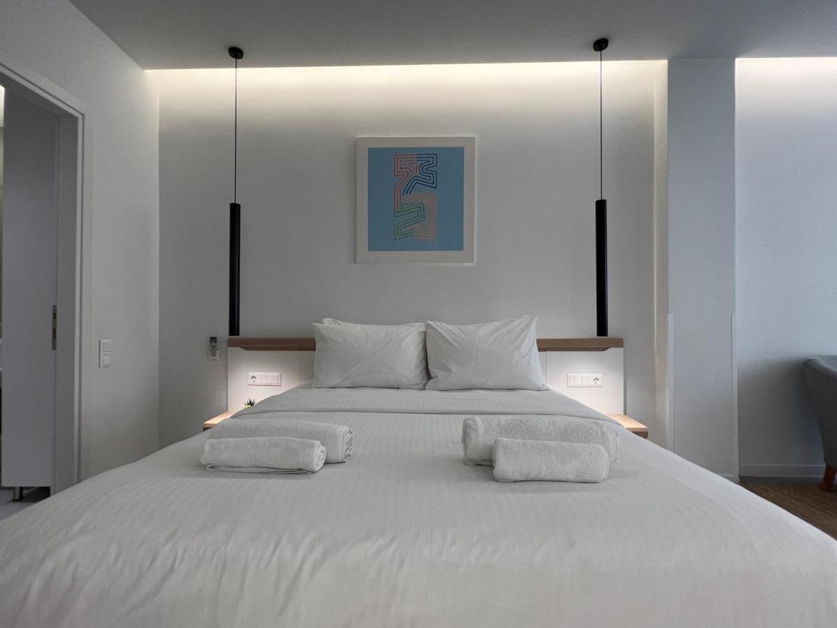 The Dazzling Glimpse Acropolis Suites Афіни Екстер'єр фото