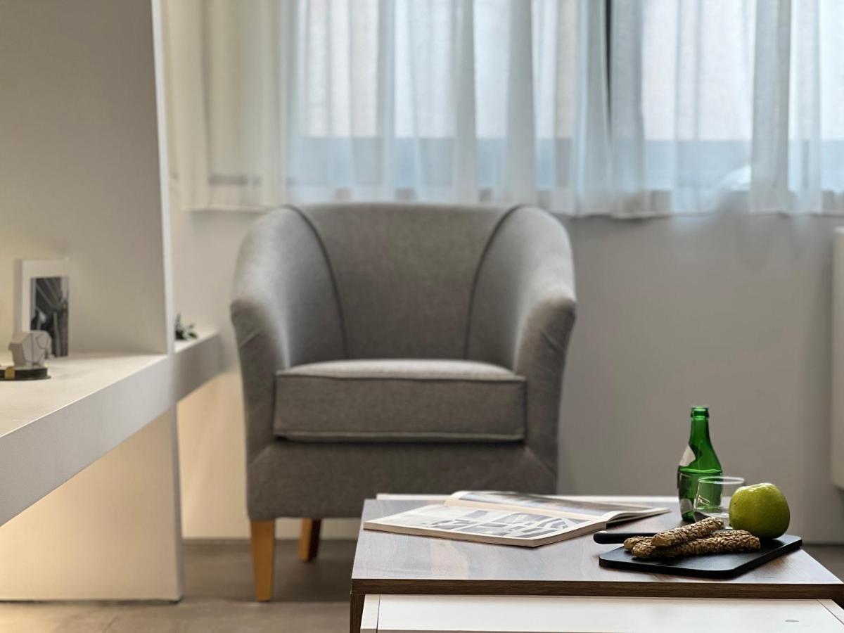 The Dazzling Glimpse Acropolis Suites Афіни Екстер'єр фото