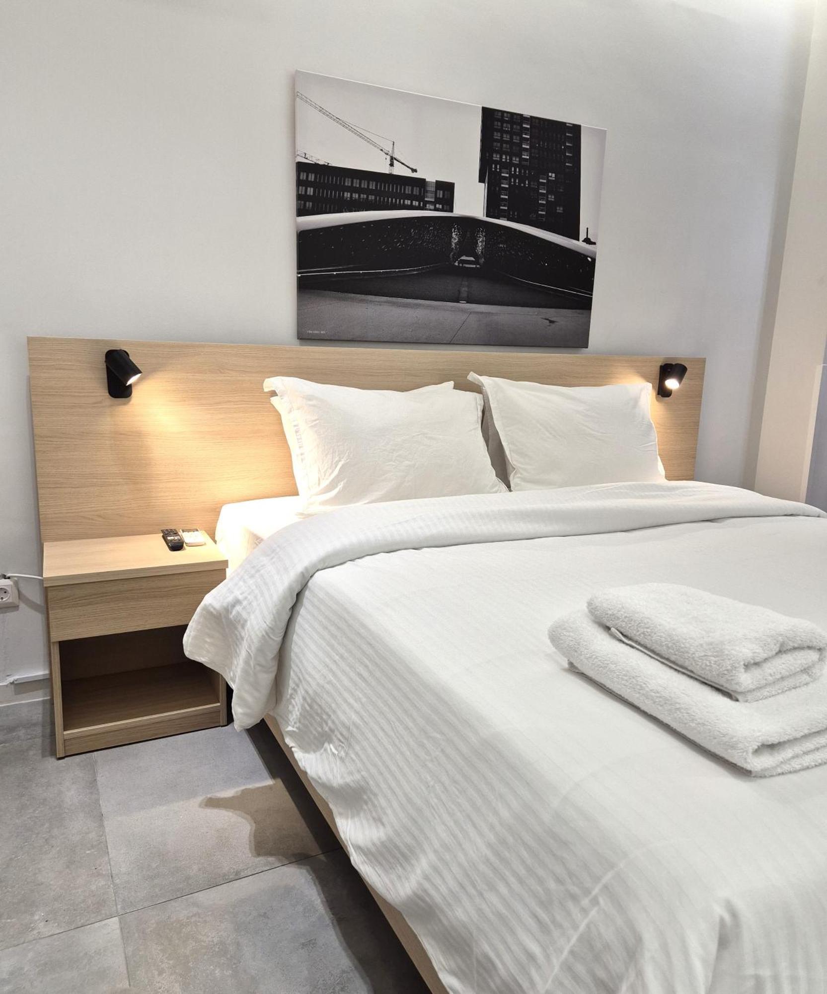 The Dazzling Glimpse Acropolis Suites Афіни Екстер'єр фото